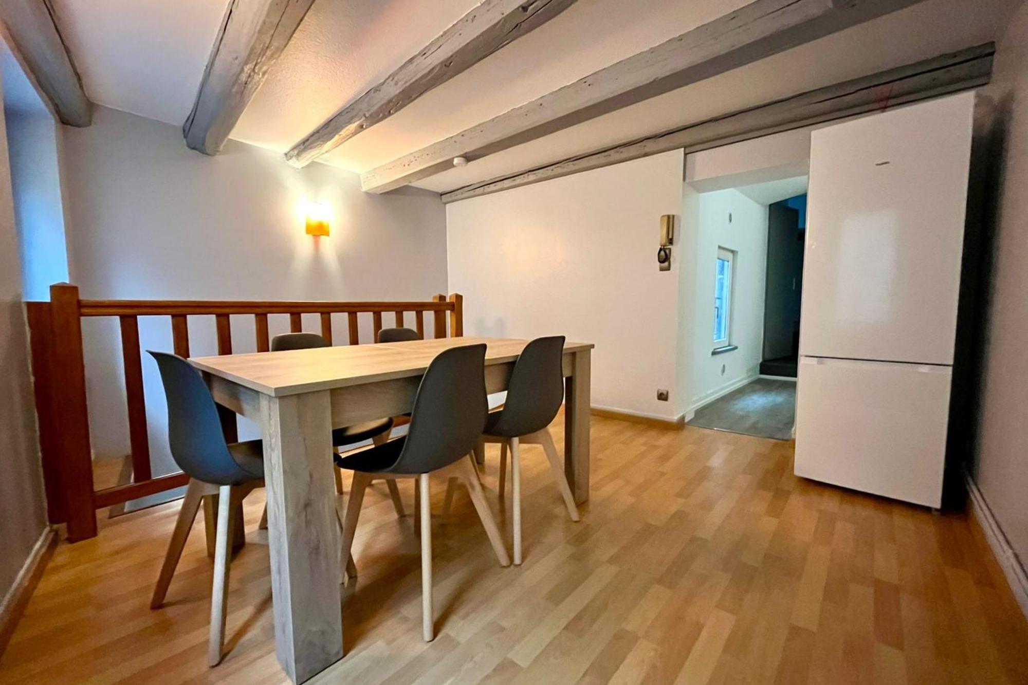 Апартаменты Le Duplex Des Dames Нанси Экстерьер фото